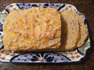 Cheesy Beer Bread (or Soda Bread) Recipe, from ComfortablyDomestic.com