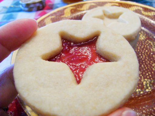 Shortbread Linzer Cookies