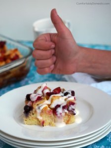 Mixed Berry Baked French Toast Casserole | ComfortablyDomestic.comsserole | ComfortablyDomestic.com