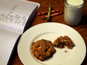 Browned butter oatmeal chippers are dense, chewy oatmeal cookies with butterscotch, milk chocolate, white chocolate and nutty undertones of browned butter. | ComfortablyDomestic.com