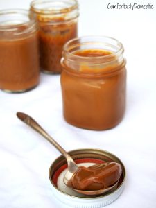 Crock Pot Dulce De Leche Caramel, made without corn syrup! Just 5 minutes of prep time for this delicious caramel sauce! | ComfortablyDomestic.com